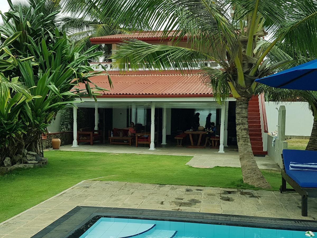 Tropical Beach House Hikkaduwa Exterior foto